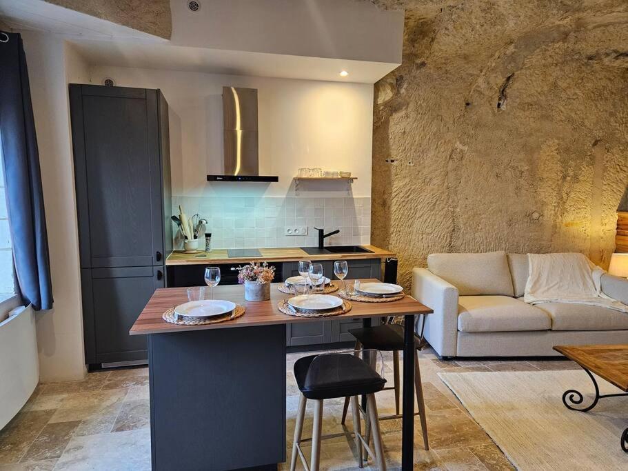 Charmante Maison Troglodyte Loire Valley Rochecorbon Bagian luar foto